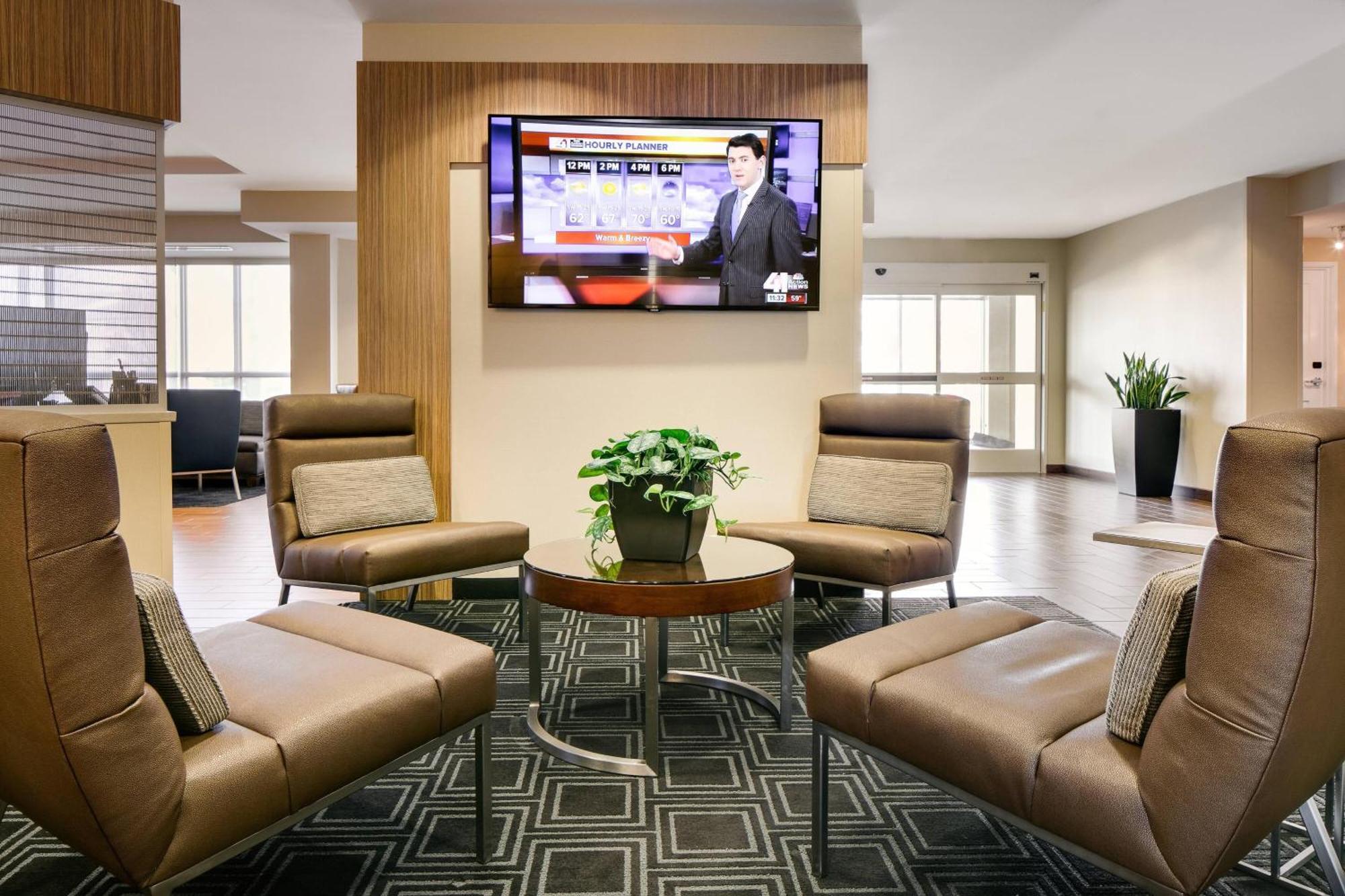 Towneplace Suites By Marriott Kansas City Airport Ngoại thất bức ảnh