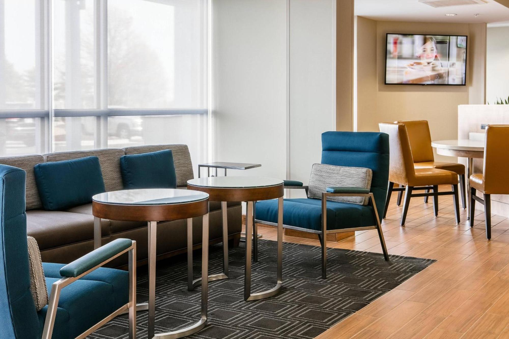 Towneplace Suites By Marriott Kansas City Airport Ngoại thất bức ảnh